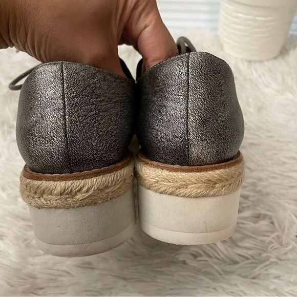 EILEEN FISHER Everly Derby Metallic Silver Leather Laceup Platform sneakers sz 6 - Picture 5 of 9